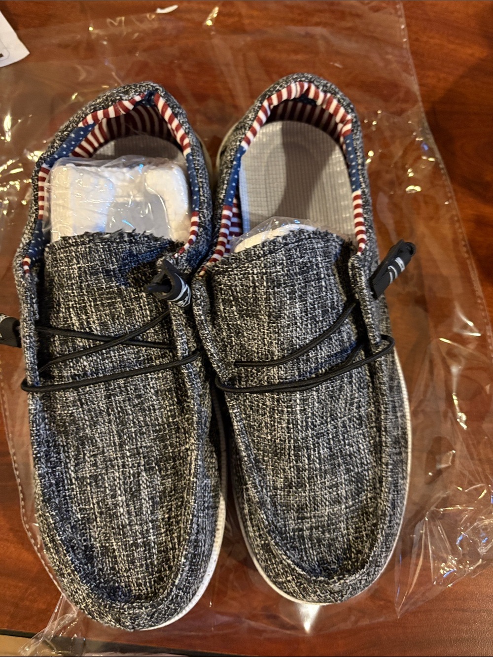 Men's Casual Slip-On Shoes in Heathered Gray size 41. 8.5-9